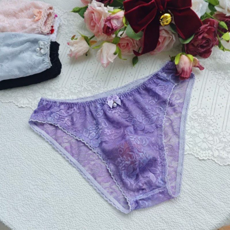 Pure sexy kanten herenslipjes  - Embroidery Embellishments recensie en prijs