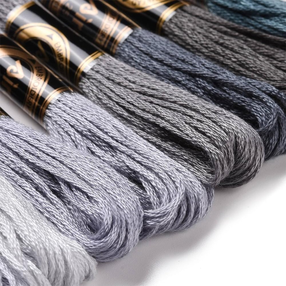 8 Strengen 70 Yards Grijs Vrie - Embroidery Embellishments recensie en prijs