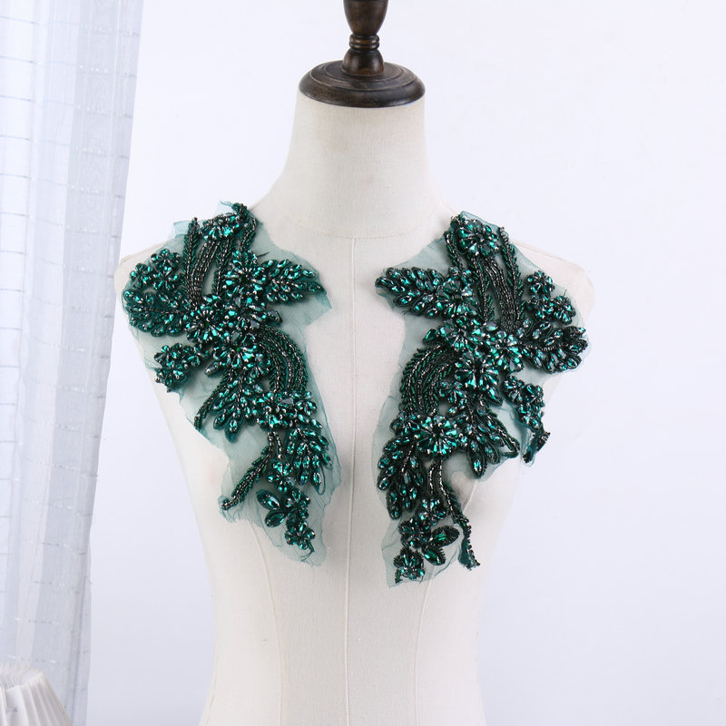 Geborduurde bloemenapplicaties - Sew On Rhinestone recensie en prijs
